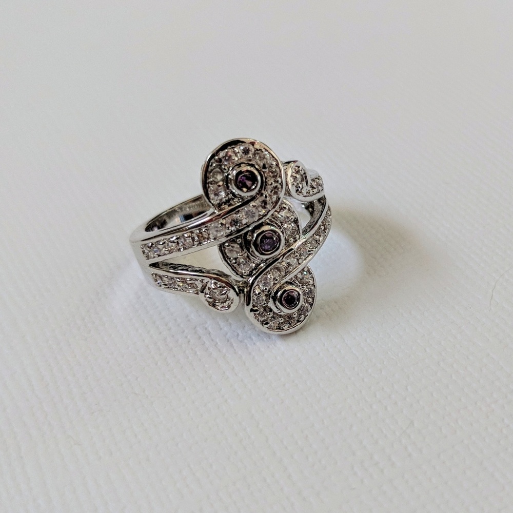 Solitaire purple cubic zirconia Crystal Ring